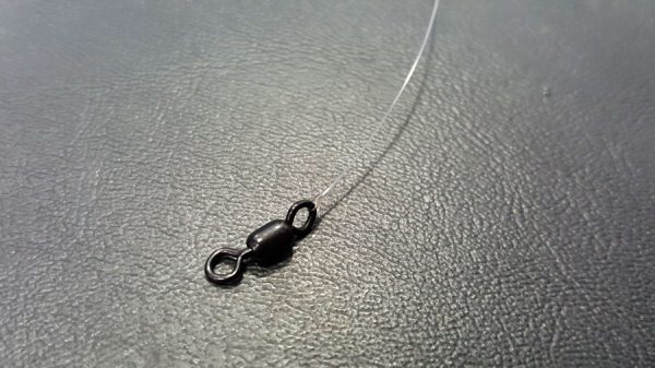 rig swivel tied to hooklength