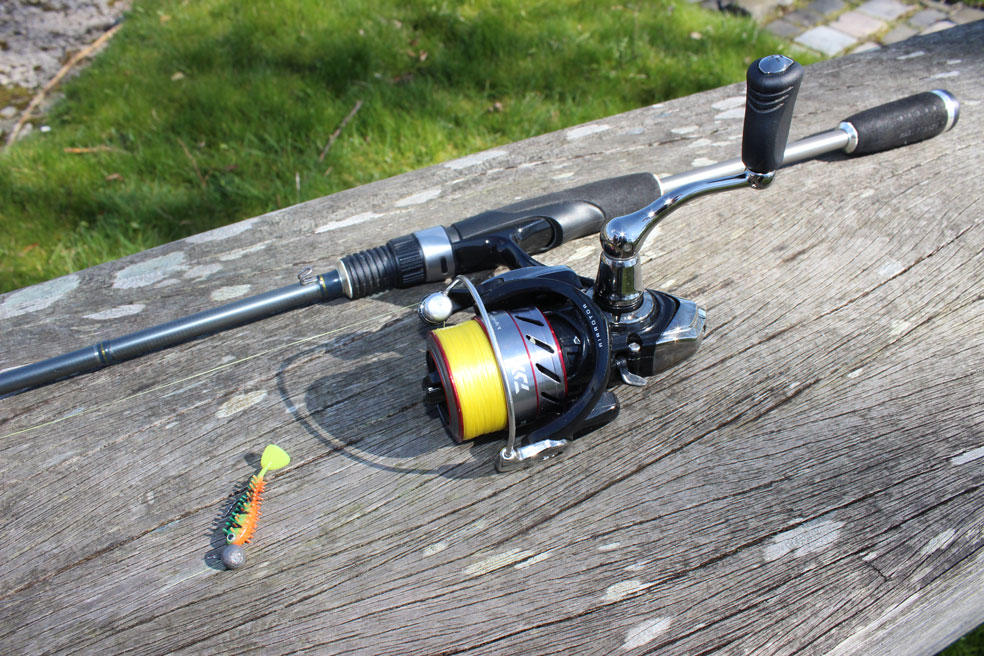 Canal lure fishing gear